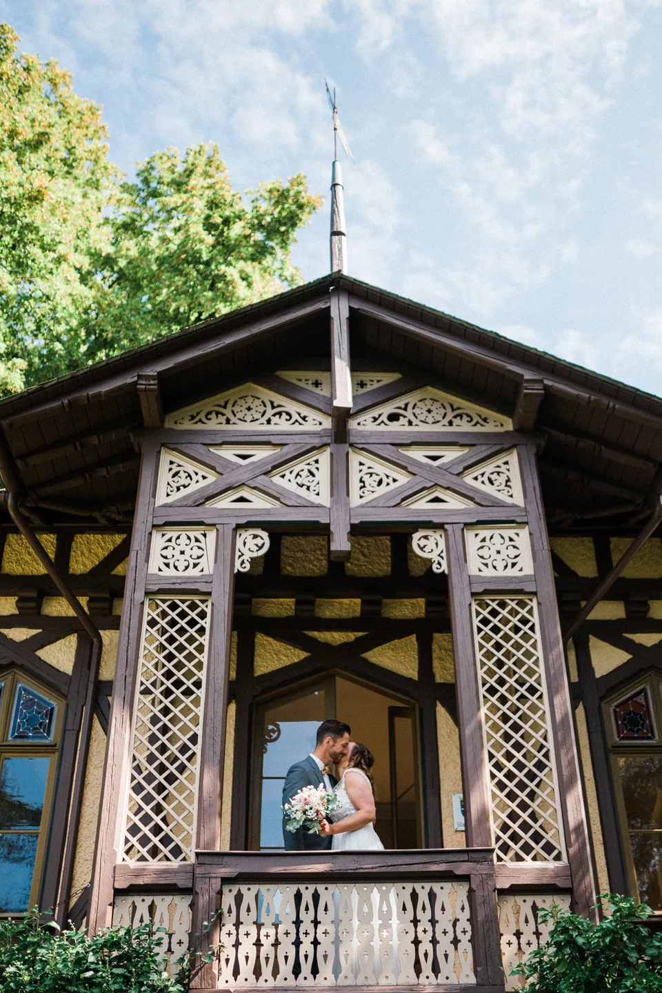Besondere Hochzeitslocation mit historischem Pavillon